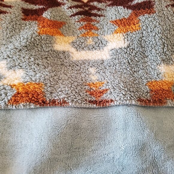 🔥🔥 Pendleton Sherpa Fleece Throw Avra Valley Reversible 50”x70” New - Picture 7 of 7
